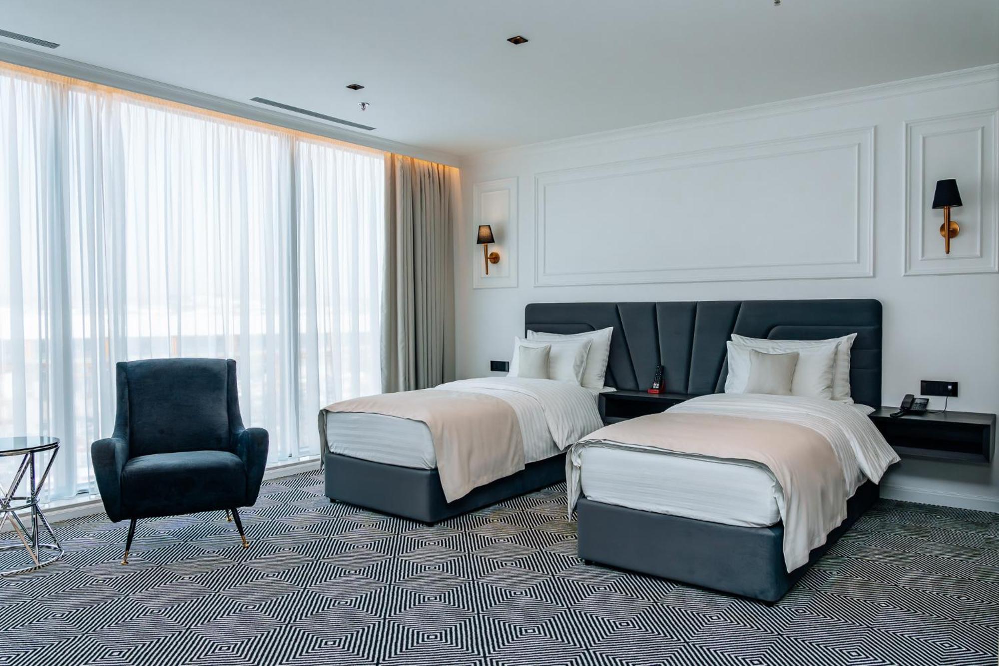 Sky Airport Hotel Cluj-Napoca Extérieur photo