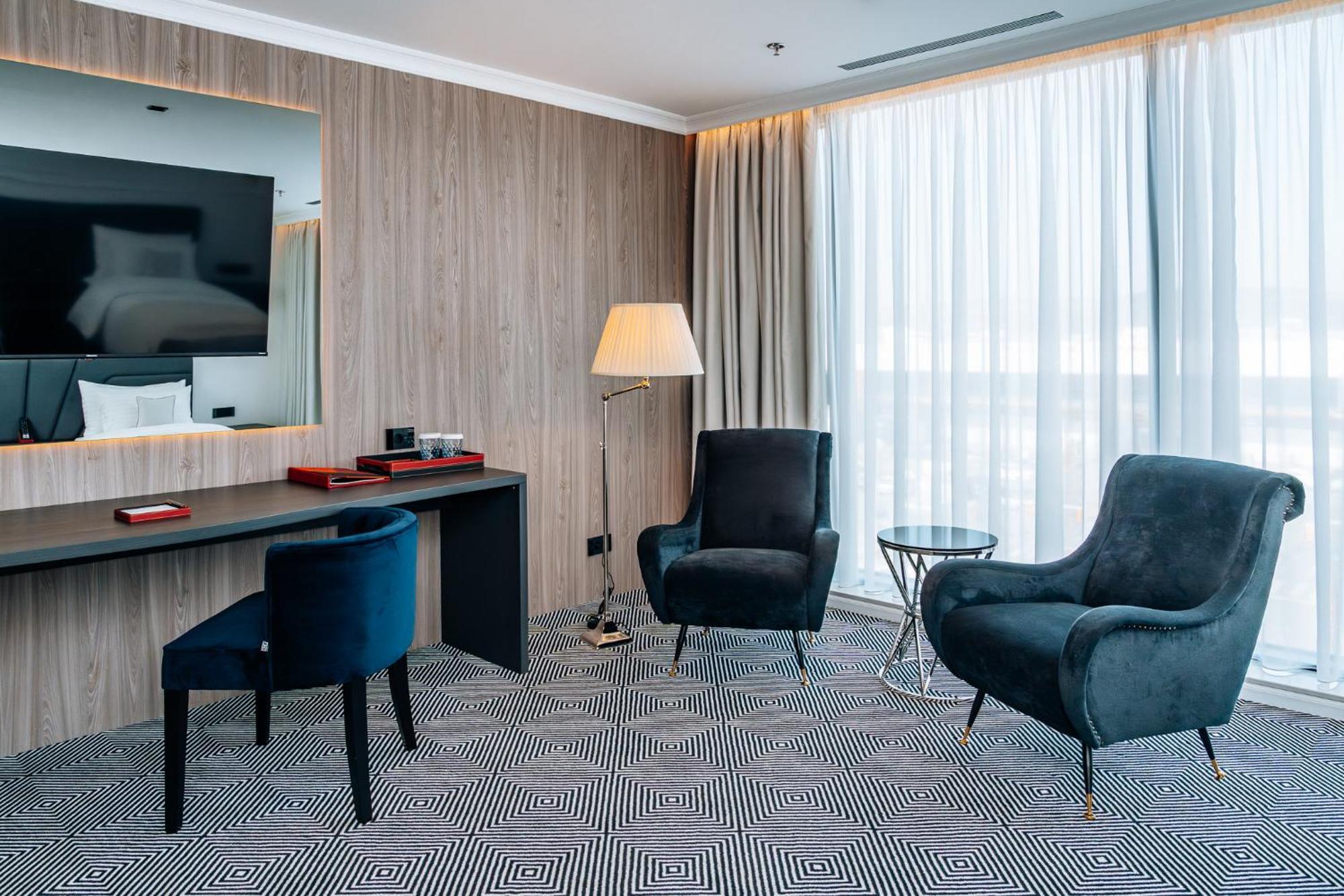 Sky Airport Hotel Cluj-Napoca Extérieur photo