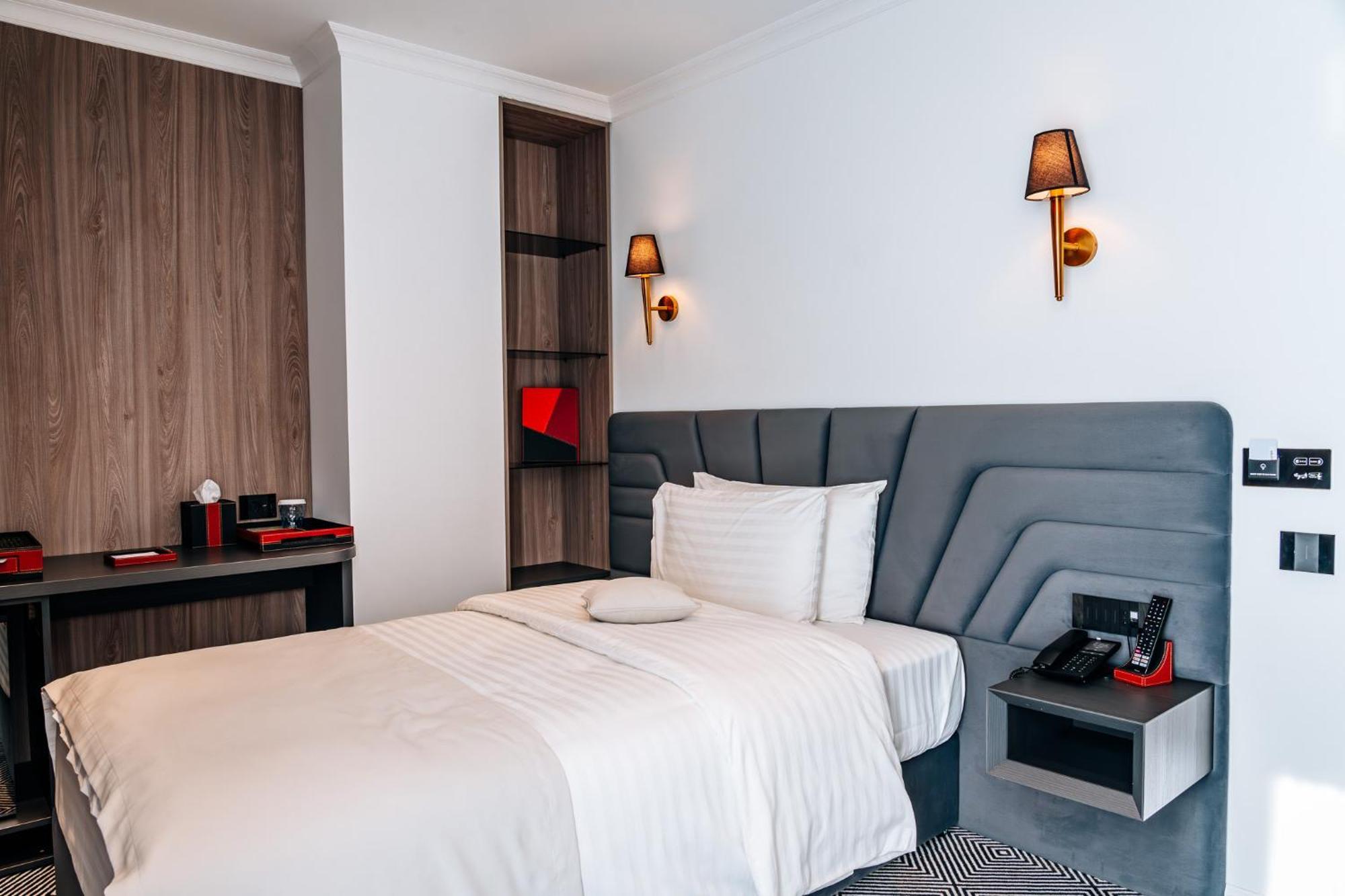 Sky Airport Hotel Cluj-Napoca Chambre photo