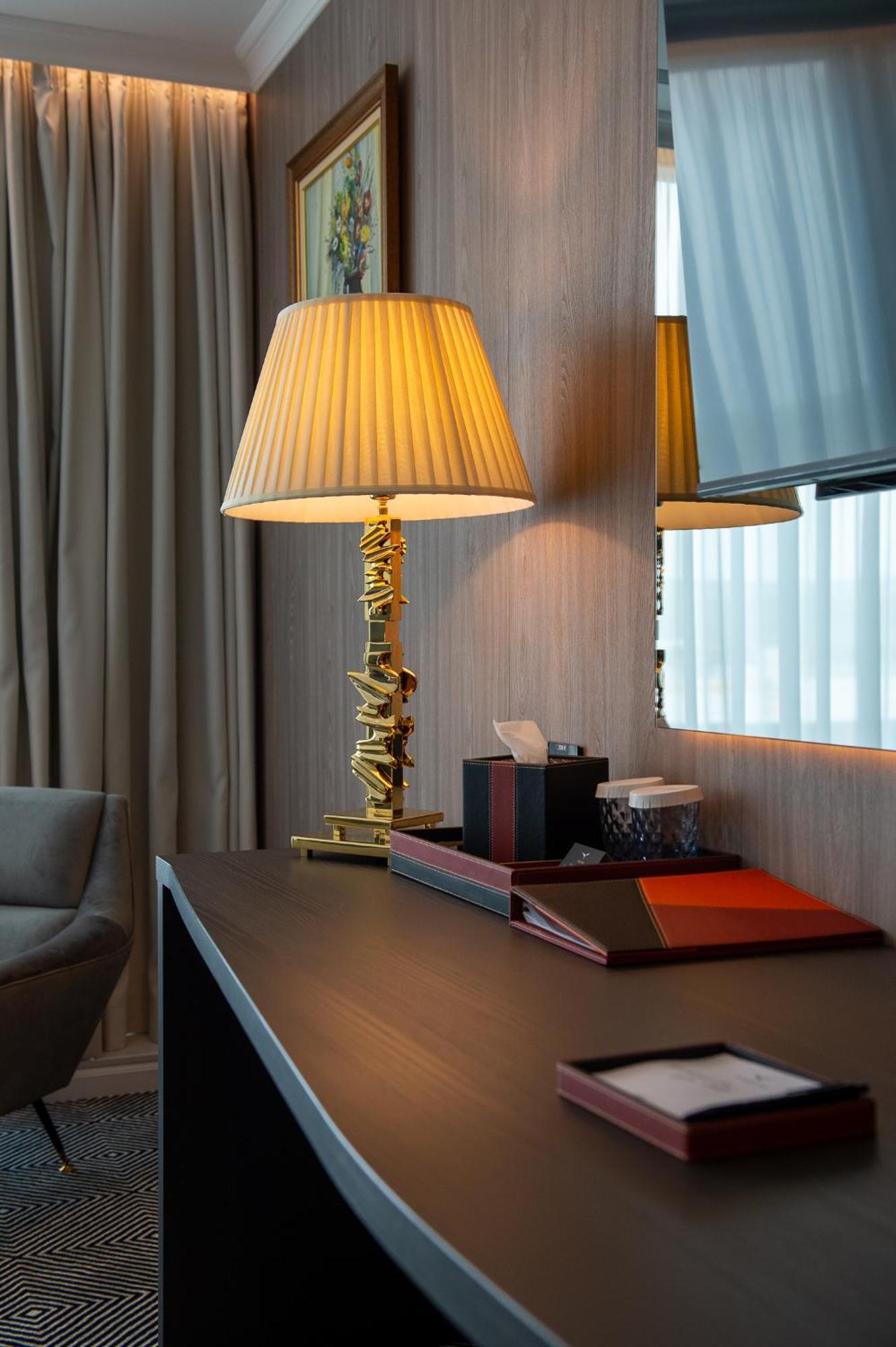 Sky Airport Hotel Cluj-Napoca Extérieur photo